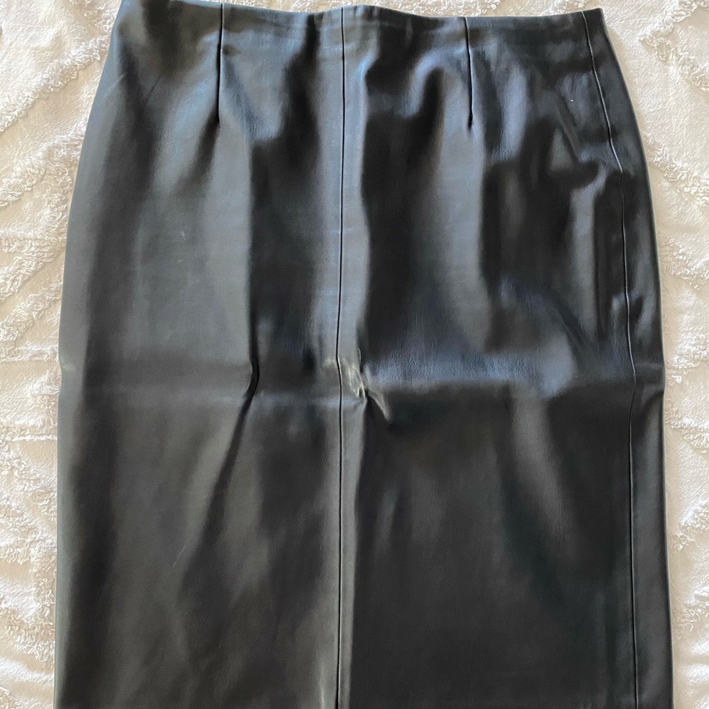 Zara Basic Black Leather Skirt (XL)
